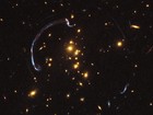 Telescópio Hubble faz imagem de galáxia mais brilhante já descoberta