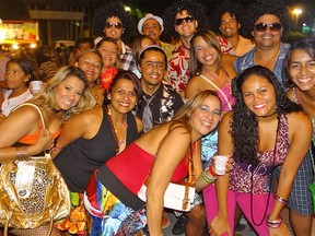 Quase toda a família Gondim participou da prévia do 'I Love Cafusú' (Foto: Vitor Tavares/G1)