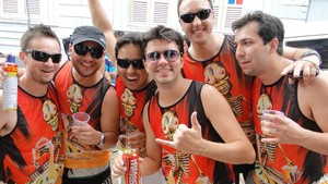 Os colegas de trabalho saíram de Goiás, Paraná, Rio Grande do Sul e São Paulo para curtir o carnaval em Minas. retratos* (Foto: Raquel Freitas / G1)