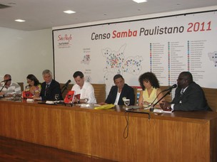 Representantes de entidades e presidentes de escolas estiveram com o prefeito Gilberto Kassab e a São Paulo Turismo durante o lançamento do Censo Samba Paulistanp (Foto: Rafael Italiani/G1)
