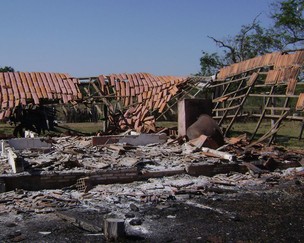 Fazenda teria sido incendiada por traficantes (Foto: Arquivo pessoal)