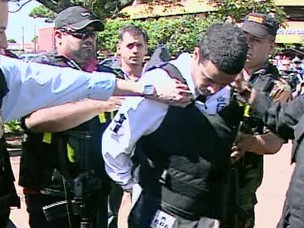 Polegar é preso pela polílcia federal em ponta porã (Foto: Reprodução/TV Morena)