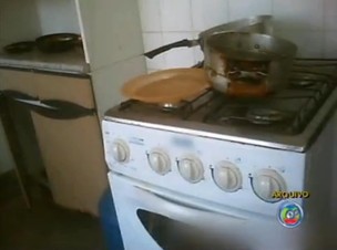 Várias denúncias já foram feitas denúnciando as péssimas condições da cozinha do Pirapitingui (Foto: Reprodução/TV Tem)