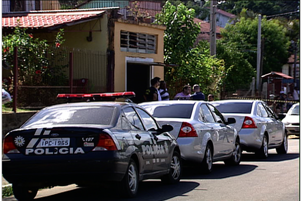 Refém é morto em ação da Polícia Civil de Gravataí no RS (Foto: Reprodução/RBS TV)