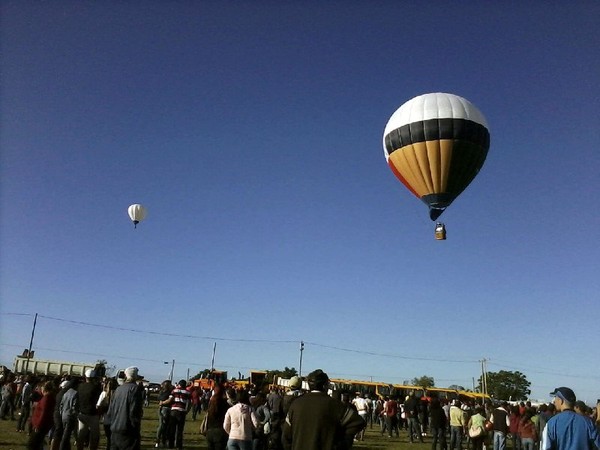 Festival de balonismo (Foto: Giana Cunha/RBSTV)