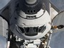 Ônibus espacial Endeavour chega à Estação Espacial Internacional