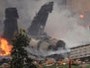 Jato militar cai em prédio e fere 6 nos EUA