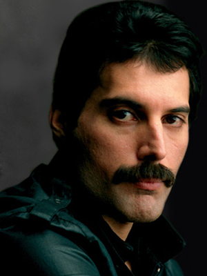 O vocalista Freddie Mercury, do Queen