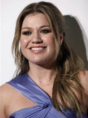A vencedora do primeiro 'American idol' Kelly Clarkson (Foto: AP)