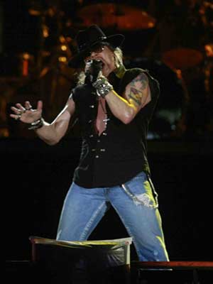 O vocalista Axl Rose durante show do Guns N' Roses no Rio (Foto: Lucíola Villela/G1)