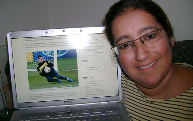Daniela Souza é fisioterapeuta e criou um blog para o goleiro Júlio César
