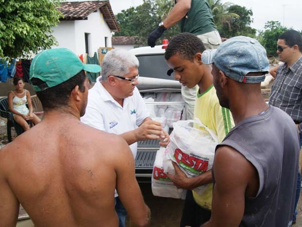 Comunidade quilombola recebe ajuda, após enxurrada