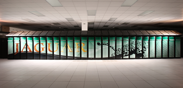 Supercomputador Cray Jaguar consegue fazer 1.759.000.000.000.000 operações de ponto-flutuante por segundo.
