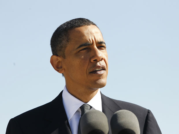 O presidente dos EUA, Barack Obama, fala sobre economia nesta sexta-feira (2) na base aérea Andrews, em Maryland.