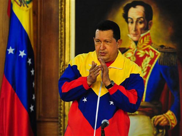 Presidente venezuelano aplaude a delegação do país que  competirá na nos XXI Jogos da América Latina e Caribe 