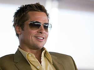 O ator Brad Pitt, que deve estrelar filme de 'World War Z' em 2012.  (Foto: Divulgação)