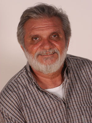 O escritor pernambucano Raimundo Carreiro.