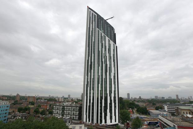 Torre Strata foi eleita a construção mais feia do Reino Unido.