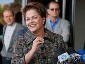 A candidata do PT à Presidência da República, Dilma Rousseff,  visita a CNBB. Foto: Roberto Stuckert Filho.