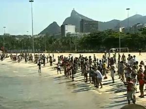 Praia do Flamengo, no Rio, teve pior índice de amostras adequadas