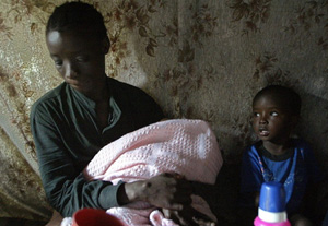 Segundo a OMS, cerca de 430 mil crianças foram infectadas com o vírus em 2008, a grande maioria delas por meio da transmissão de mãe para filho