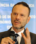 Luciano Coutinho