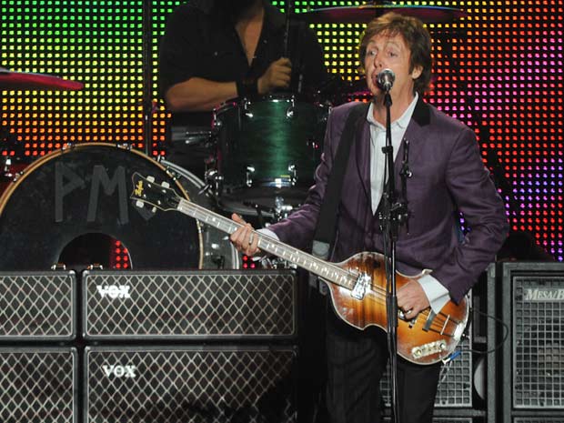 Show Paul McCartney