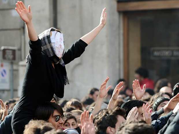 Italianos protestam, em Roma, contra o desemprego