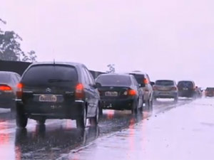 Acidentes em estradas federais deixam 117 mortos em três dias (Foto: Reprodução/TV Globo)