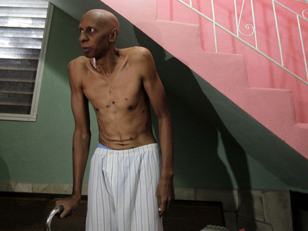 O ativista Guillermo Fariñas sofreu um desmaio em março após 15 dias de greve de fome. O motivo do protesto é a liberação de 26 presos políticos cubanos que estão doentes