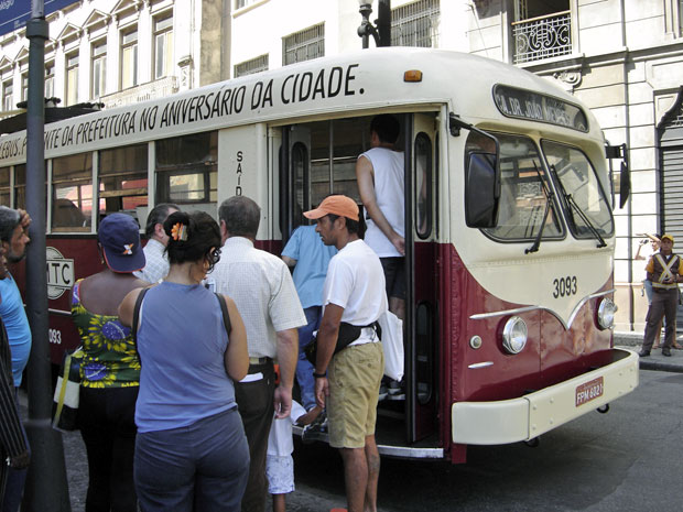 Passeio de trólebus pelo Centro de São Paulo é uma das atrações do aniversário de São Paulo