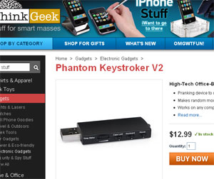 O Phantom Keystroker do ThinKGeek emula um teclado, embora pareça um pen drive. Brincadeira pode ser usada em ataques de hackers