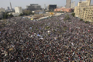 Multidão reúne-se no centro do Cairo (1/2)  