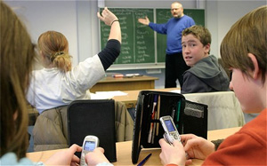 Gadgets em sala de aula distraem alunos (Foto: Reprodução/Alamy)