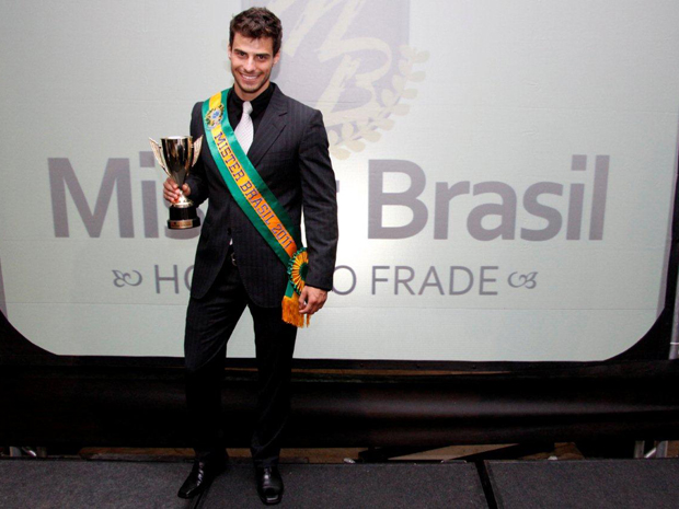  Lucas Malvacini, candidato de Búzios (RJ), venceu Mister Brasil na noite deste sábado (7) em Angra dos Reis (RJ) (Foto: Felipe Assumpção/AgNews)