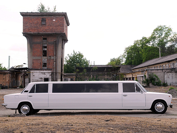 lada limousine (Foto: Barnabas Honeczy/AP)
