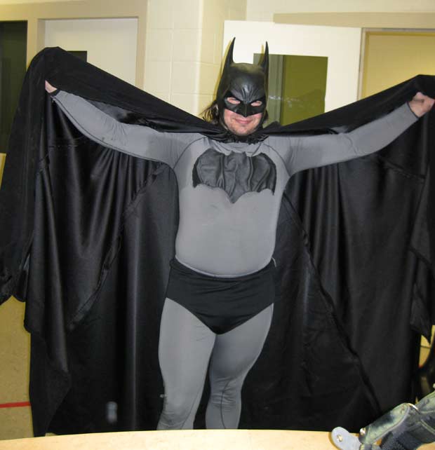 'Batman' foi preso acusado de invasão. (Foto: Petoskey Department of Public Safety/Petoskey News-Review/AP)