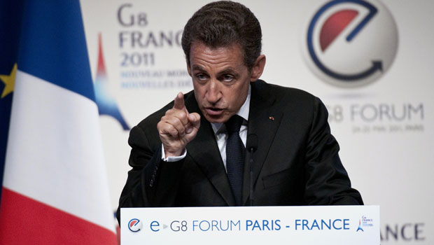 Nicolas Sarkozy fala durante a abertura da conferência e-G8, em Paris (Foto: Lionel Bonaventure, Pool/AP)