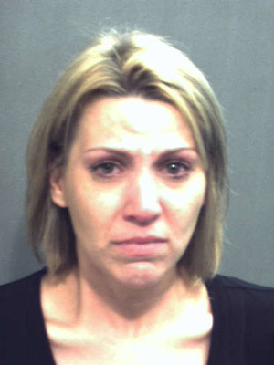 Amanda Brumfield, de 32 anos, na época em que foi indiciada (Foto: AP)
