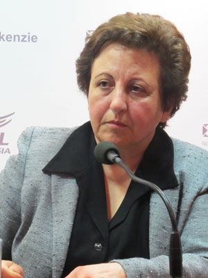 Shirin Ebadi, em entrevista coletiva em São Paulo (Foto: Giovana Sanchez/G1)