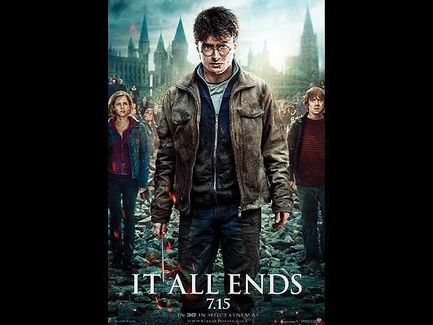 Novo pôster de 'Harry Potter e as relíquias da morte, parte 2', traz o trio principal do filme reunido (Foto: Divulgação)