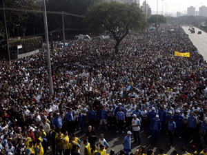 Marcha para Jesus reuniu 5 milhões, diz organização  (Foto: Monica Alves/ AE)