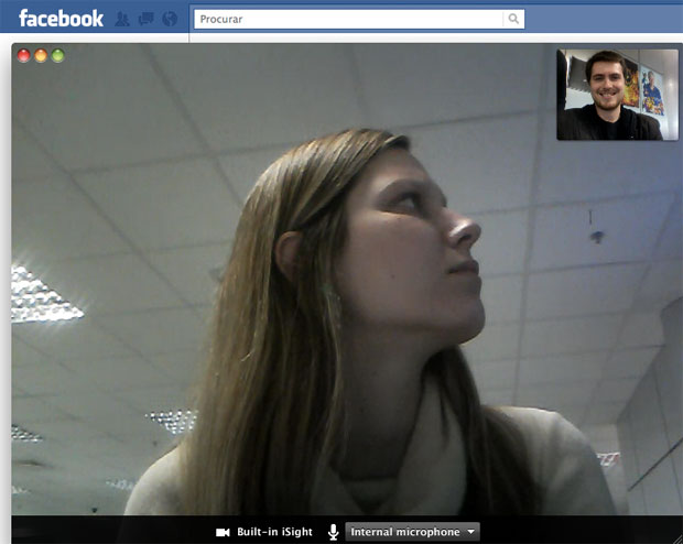Conversas por meio de vídeo no Facebook ocorrem de maneira similar ao Skype (Foto: Reprodução)