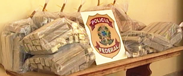 Polícia Federal encontrou 270 kg de maconha escondidos em um carro. (Foto: Reprodução/ TVCA)