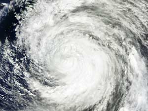 Imagem de satélite do tufão ‘Ma-on’. (Foto: Nasa / Reuters)