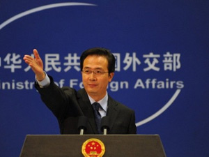 Hong Lei, porta-voz do Ministério de Relações Exteriores da China. (Foto: AFP)