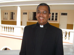 Monsenhor Gilson (Foto: Divulgação/Arquidiocese)