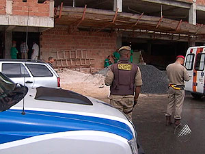 Acidente em canteiro de obras mata operários em Salvador (Foto: Reprodução/TV Bahia)
