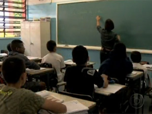 Alunos em sala de aula (Foto: TV Globo/Reprodução)