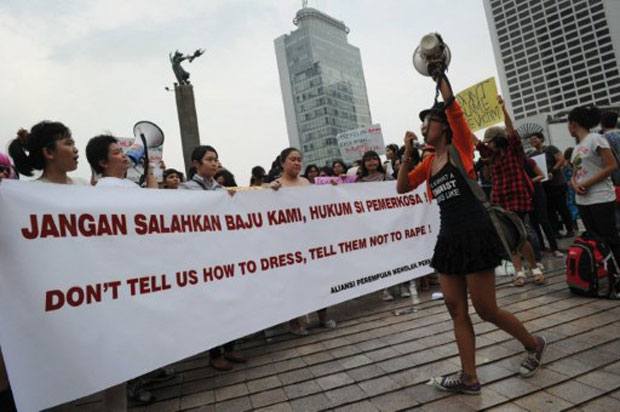 Protesto Indonésia Mulheres Roupas (Foto: Romeo Gacad/AFP )